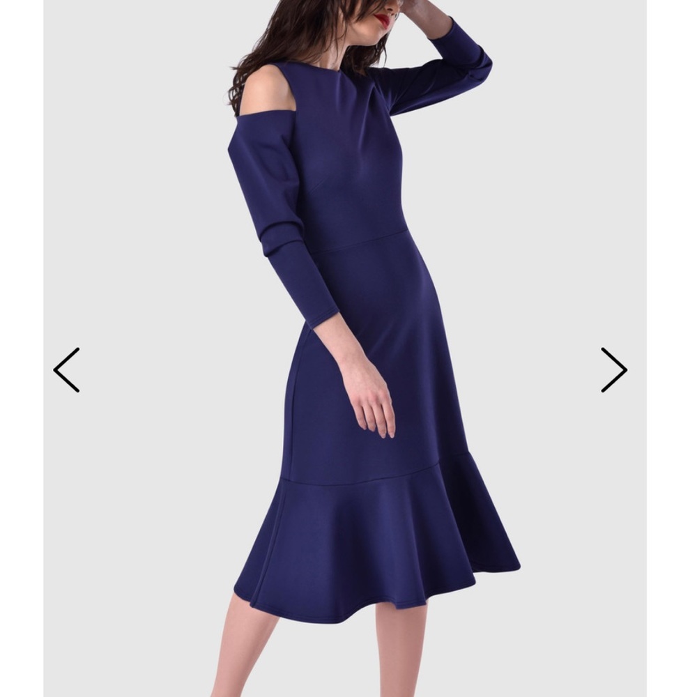 Made in England Closet London jersey blue dress with cold shoulders size 6